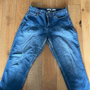 Calvin Klein Jeans Size 8 Capris/ Ankle length.